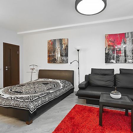 Swedish Studio At Myasnikova Apartment Minsk Room photo